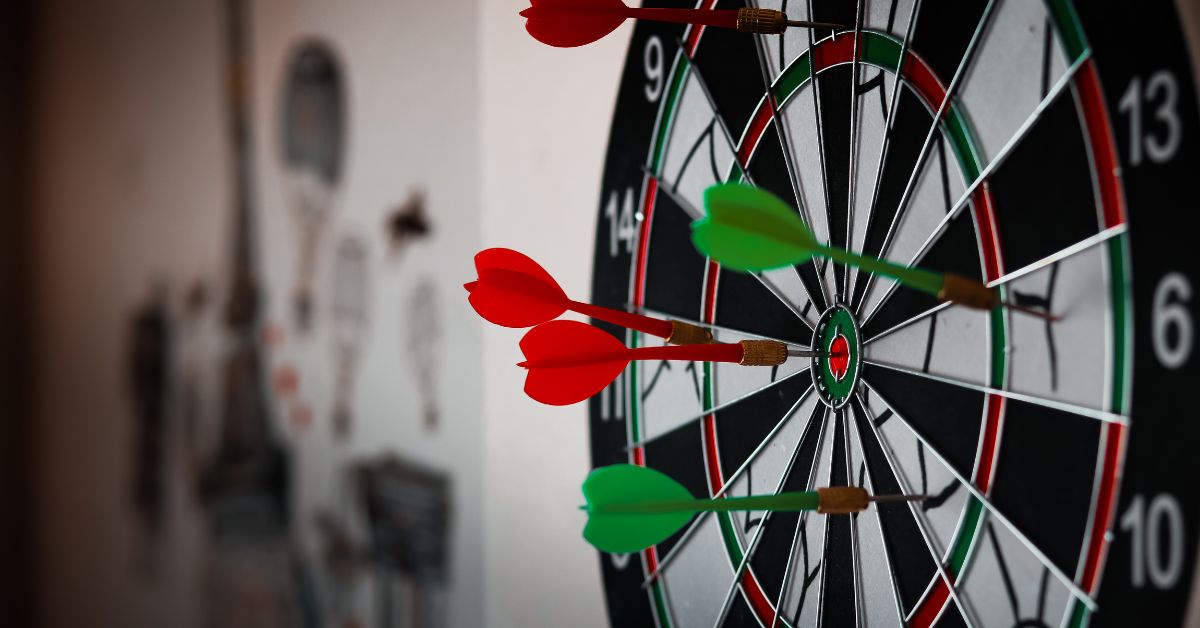 Beginner Darts Guide: How to Choose, Throw, and Improve Your Game