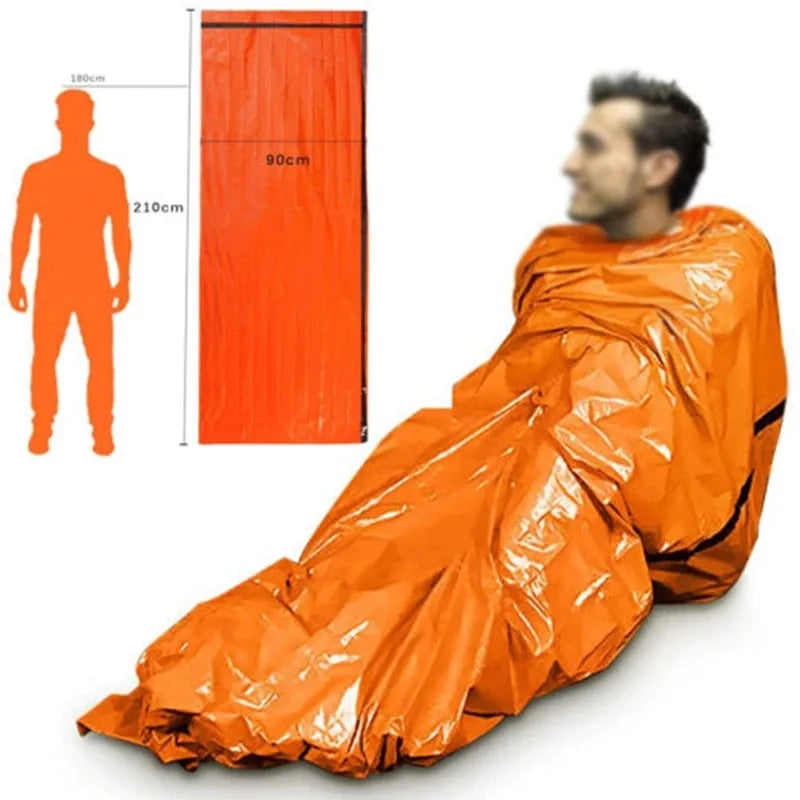 Portable Emergency Survival Sleeping Bag, Waterproof Thermal Mylar Sack, First Aid Rescue Kit