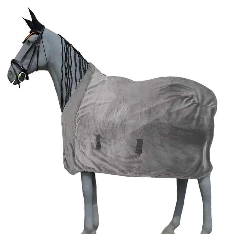 Fleece-Lined Horse Blanket with Thermal Insulation for Cold Weather Protection